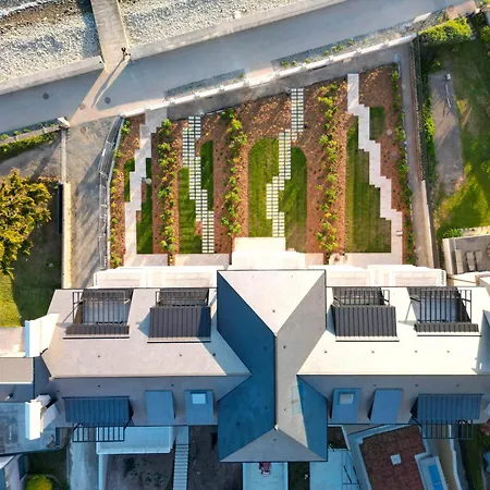 Beg Leguer T2, Apartment
